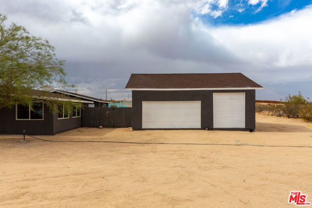 2651 Foxy Flats Road, Joshua Tree, CA 92252