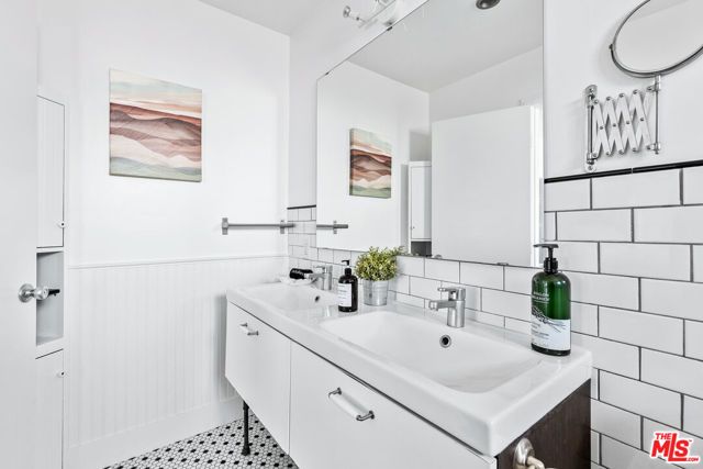 2651 Foxy Flats Road, Joshua Tree, CA 92252