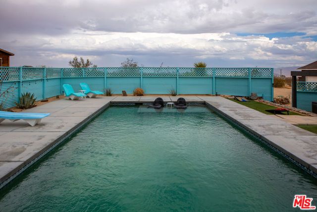 2651 Foxy Flats Road, Joshua Tree, CA 92252