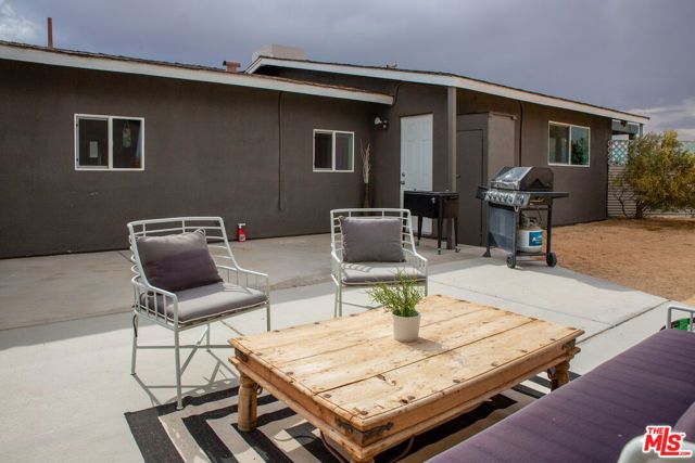 2651 Foxy Flats Road, Joshua Tree, CA 92252