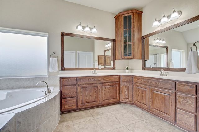 200 Navigator DR, Austin, TX 78717
