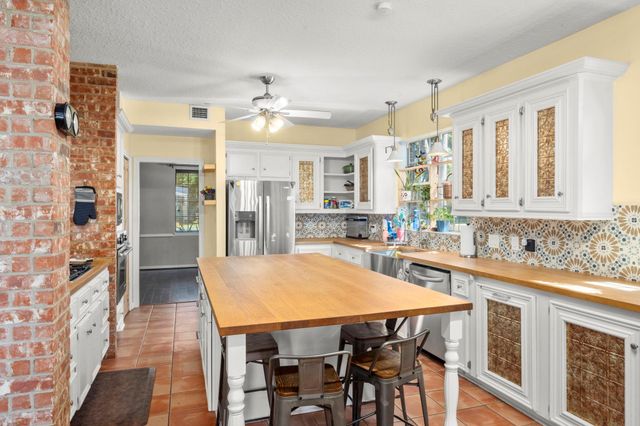 15415 Kenny Drive, Tomball, TX 77377