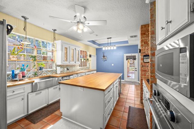 15415 Kenny Drive, Tomball, TX 77377