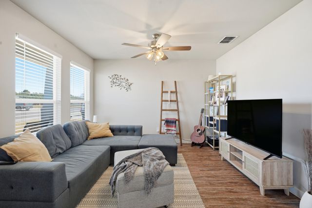 1605 135th Street, Lubbock, TX 79423