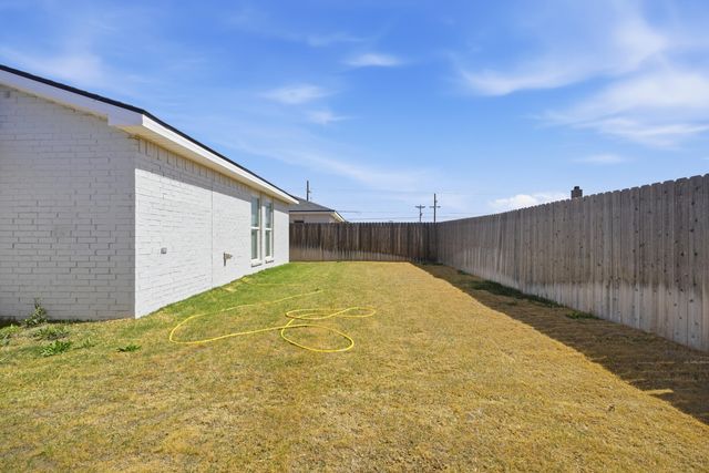 1605 135th Street, Lubbock, TX 79423