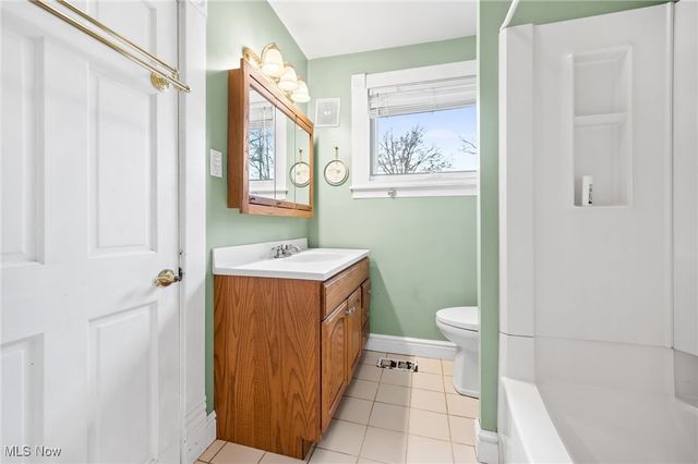 421 Meigs Avenue, Grand River, OH 44045