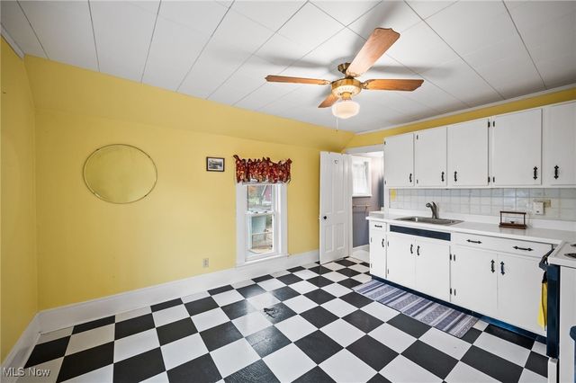 421 Meigs Avenue, Grand River, OH 44045