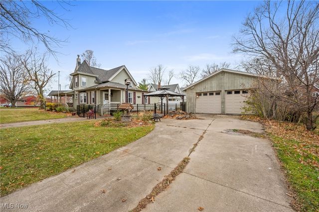 421 Meigs Avenue, Grand River, OH 44045