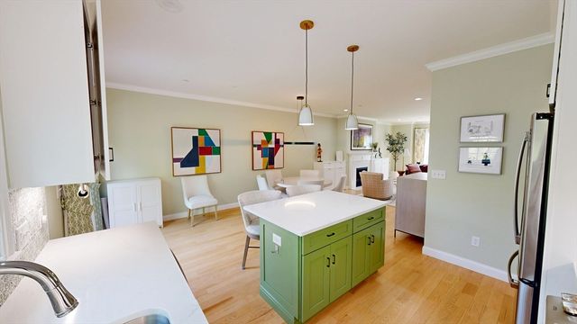 68 Prospect St 16, Peabody, MA 01960