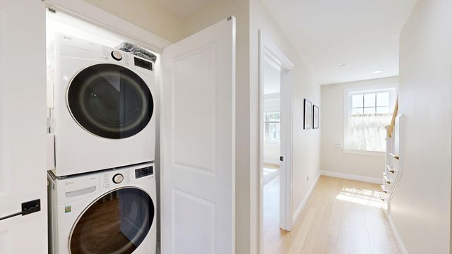 68 Prospect St 16, Peabody, MA 01960