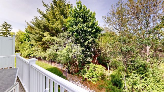 68 Prospect St 16, Peabody, MA 01960