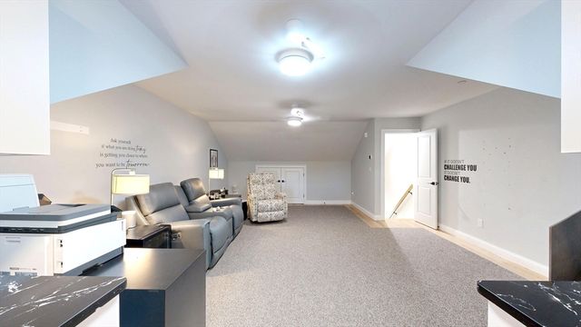 68 Prospect St 16, Peabody, MA 01960