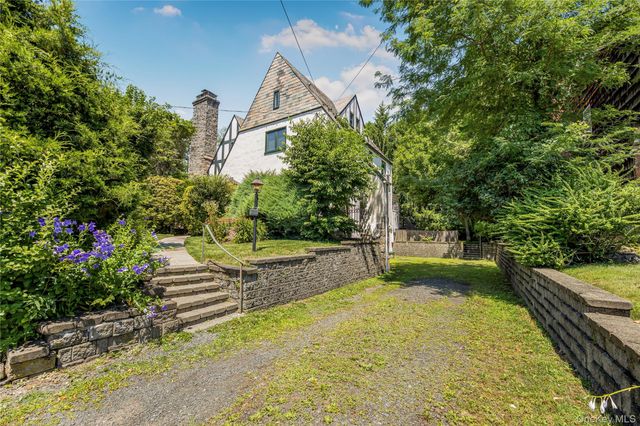 133 Bon Air Avenue, New Rochelle, NY 10804