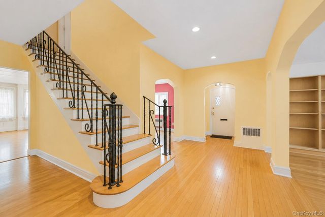 133 Bon Air Avenue, New Rochelle, NY 10804