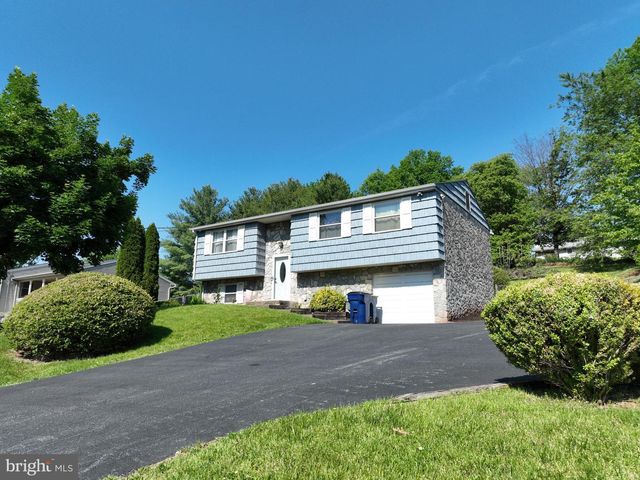 471 LUMBER ST, Middletown, PA 17057