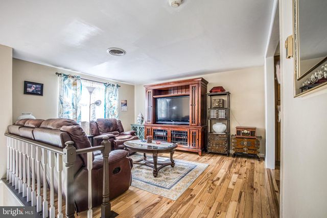 471 LUMBER ST, Middletown, PA 17057