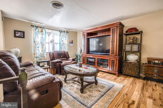 471 LUMBER ST, Middletown, PA 17057