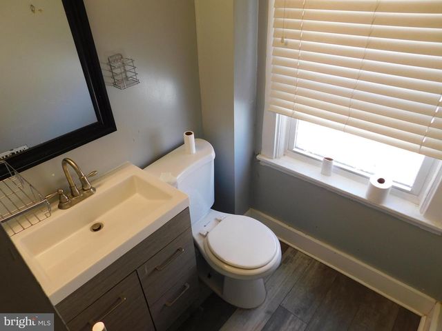 1202 MORTON AVE, Chester, PA 19013