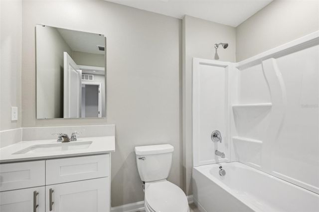 1172 BELLE ISLE LANE, Daytona Beach, FL 32124