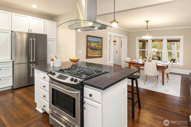 8016 17th Avenue NE, Seattle, WA 98115