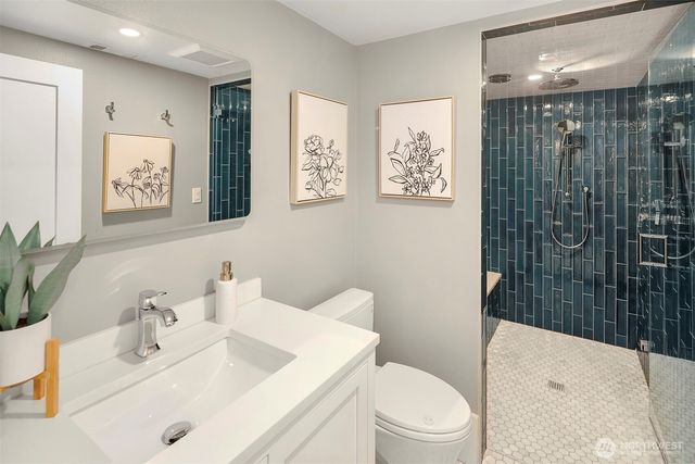 8016 17th Avenue NE, Seattle, WA 98115