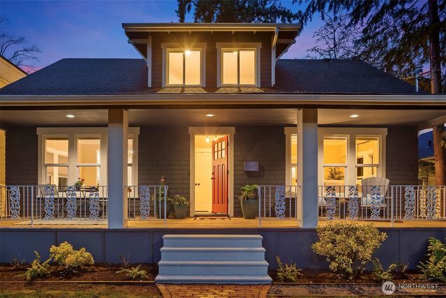 8016 17th Avenue NE, Seattle, WA 98115