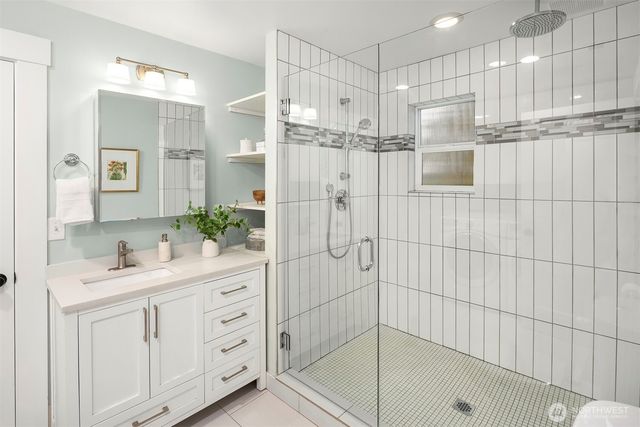 8016 17th Avenue NE, Seattle, WA 98115