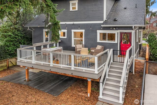 8016 17th Avenue NE, Seattle, WA 98115