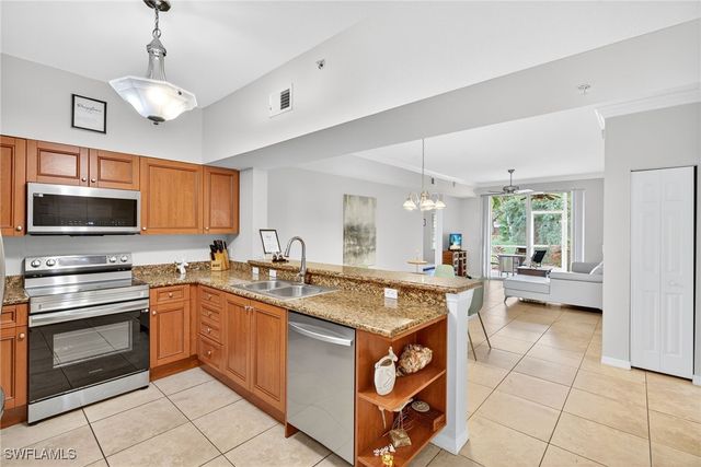 10009 Villagio Gardens LN 106, Estero, FL 33928