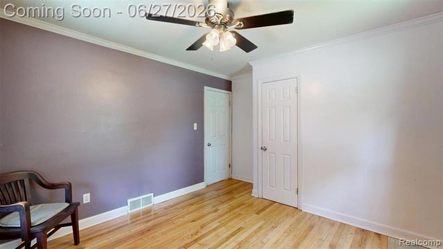 1005 Voorheis Street, Pontiac, MI 48341