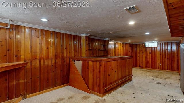 1005 Voorheis Street, Pontiac, MI 48341
