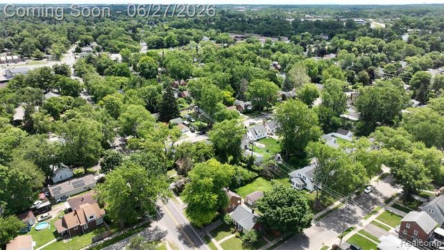 1005 Voorheis Street, Pontiac, MI 48341