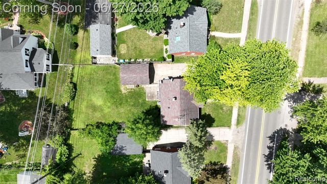 1005 Voorheis Street, Pontiac, MI 48341