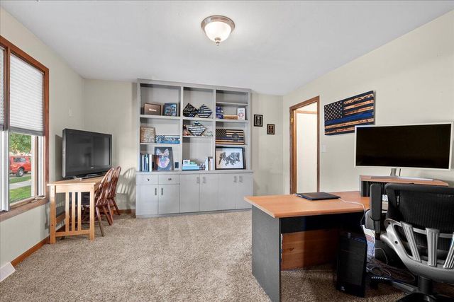 2421 Cooper AVENUE, Sheboygan, WI 53083