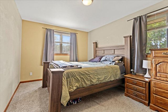 2421 Cooper AVENUE, Sheboygan, WI 53083