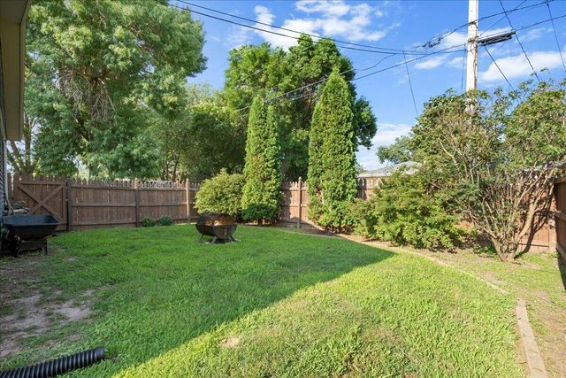 2421 Cooper AVENUE, Sheboygan, WI 53083