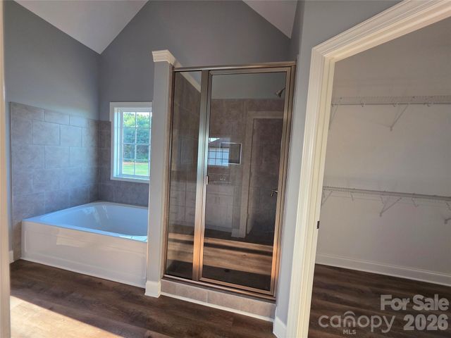 5517 Harvest Hills Road, Bessemer City, NC 28016
