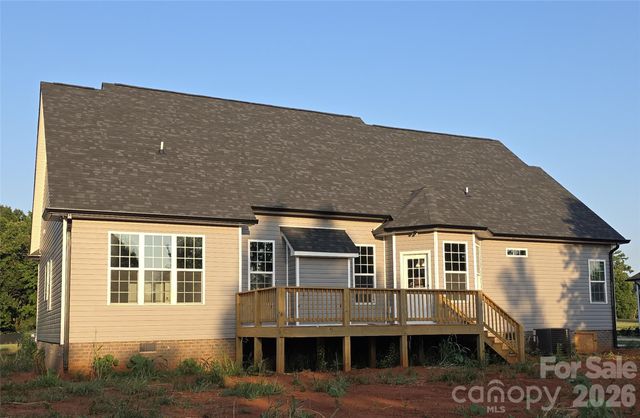 5517 Harvest Hills Road, Bessemer City, NC 28016