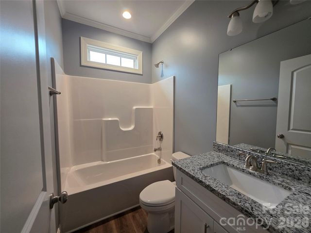 5517 Harvest Hills Road, Bessemer City, NC 28016