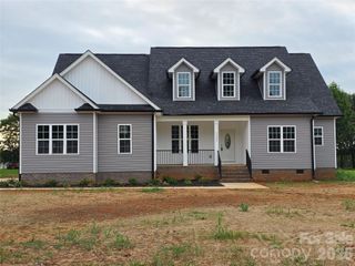 5517 Harvest Hills Road, Bessemer City, NC 28016
