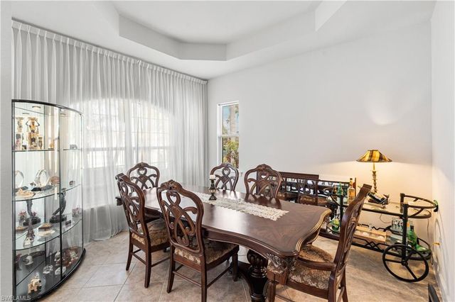 8066 Princeton DR, Naples, FL 34104