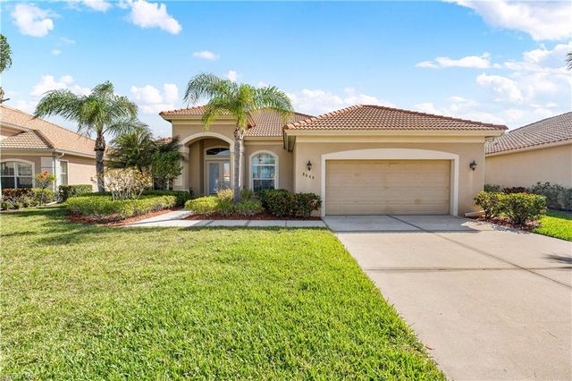 8066 Princeton DR, Naples, FL 34104