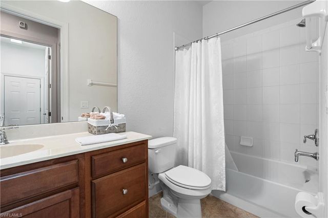 8066 Princeton DR, Naples, FL 34104