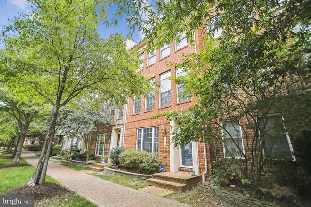 440 FERDINAND DAY DR, Alexandria, VA 22304