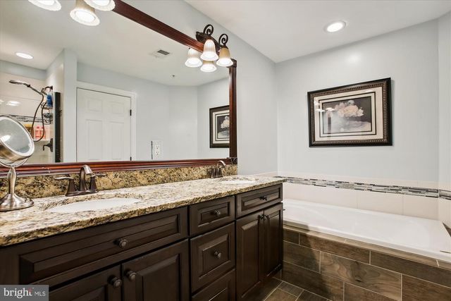 440 FERDINAND DAY DR, Alexandria, VA 22304