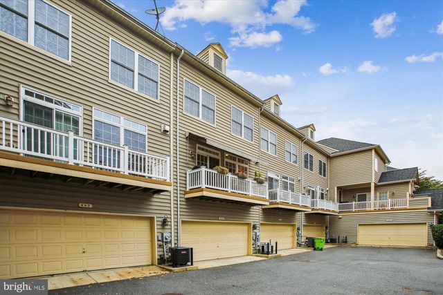440 FERDINAND DAY DR, Alexandria, VA 22304