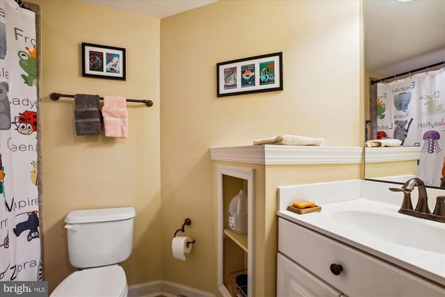 440 FERDINAND DAY DR, Alexandria, VA 22304