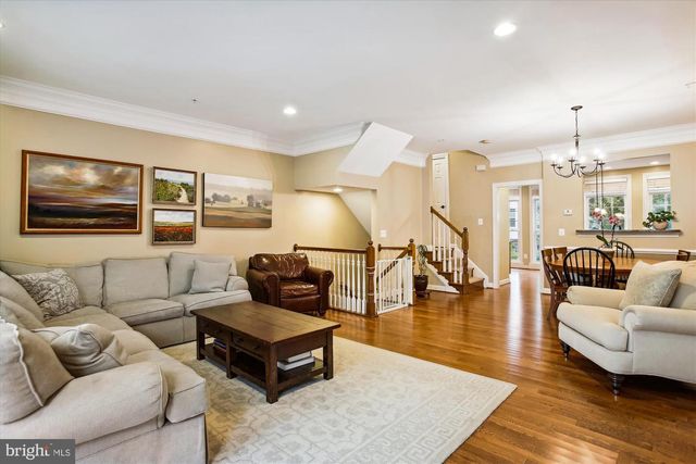 440 FERDINAND DAY DR, Alexandria, VA 22304
