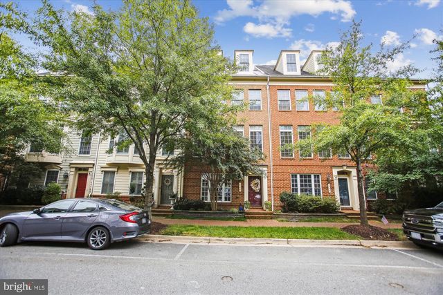 440 FERDINAND DAY DR, Alexandria, VA 22304