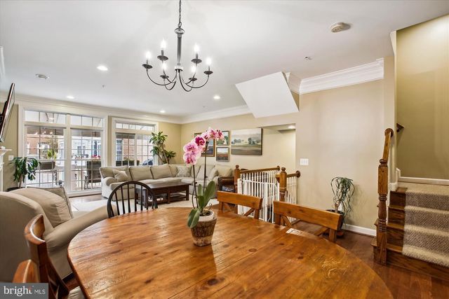 440 FERDINAND DAY DR, Alexandria, VA 22304